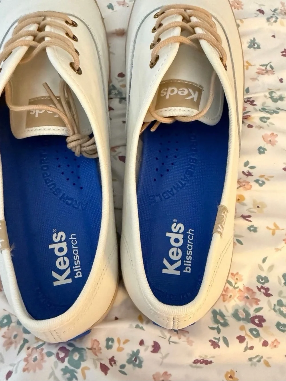 Keds simple lace